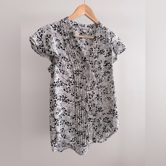 H&M Pleated Button Front Blouse - Picture 3 of 8